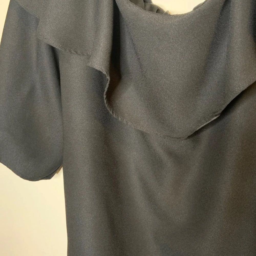 Blouse - Picture 2 of 3